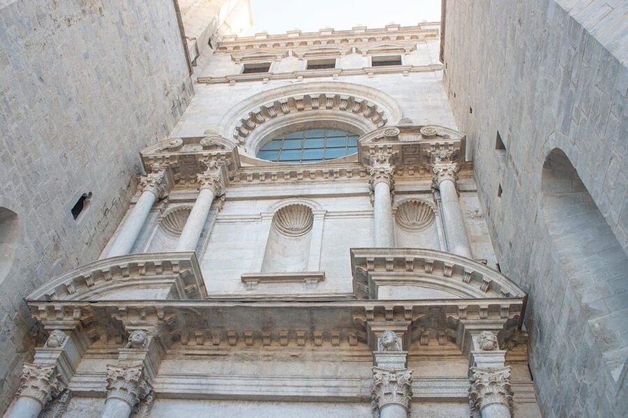 From Barcelona: Girona & Costa Brava Game of Thrones Tour - Why this private day trip works