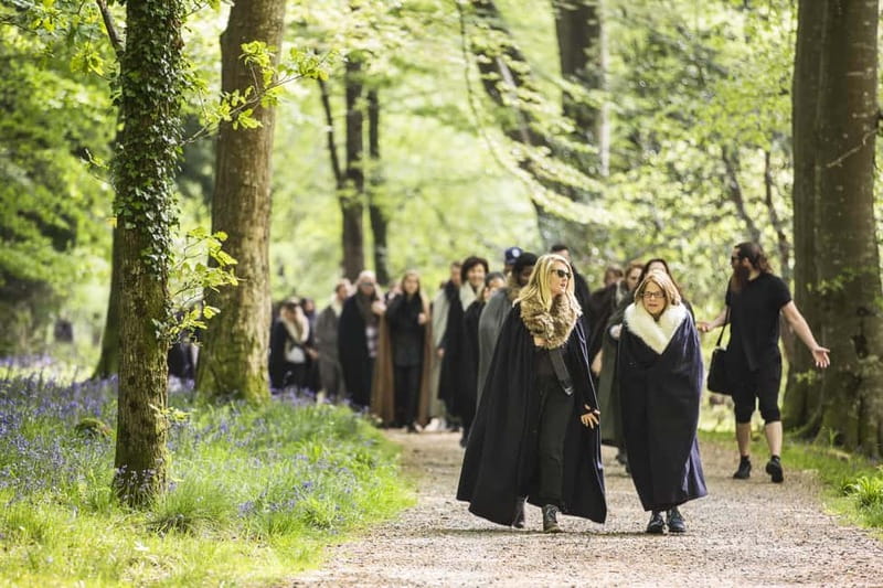 From Belfast: Game of Thrones Winterfell Locations Tour - Lunch at The Barn Bar & Country Kitchen