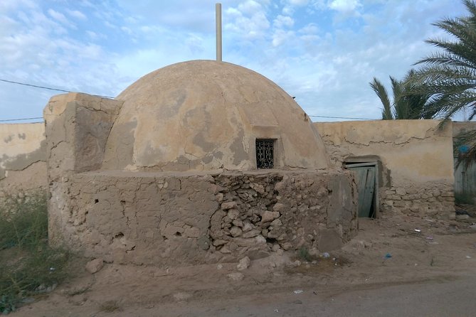 From Djerba : 1 day in the footsteps of Star Wars "Mos Eisley" - Meninx begins the day with ancient stones