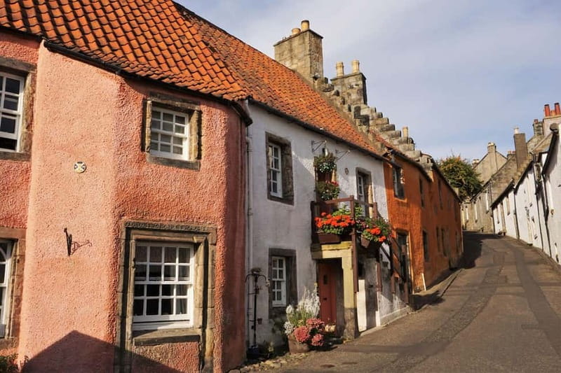 From Glasgow: Outlander Castles and The Scottish Countryside - Culross, the cobbled streets of Cranesmuir