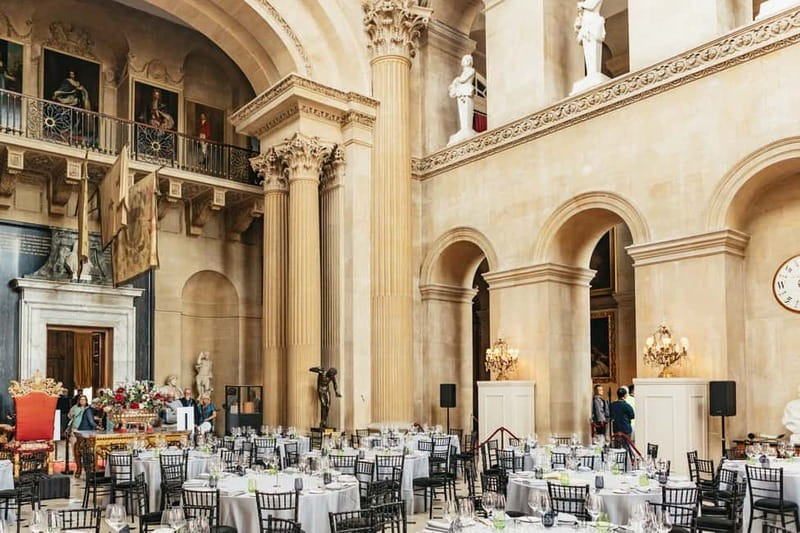 From London: Cotswolds, Blenheim Palace & Downton Abbey - The coach ride, guide, and pace
