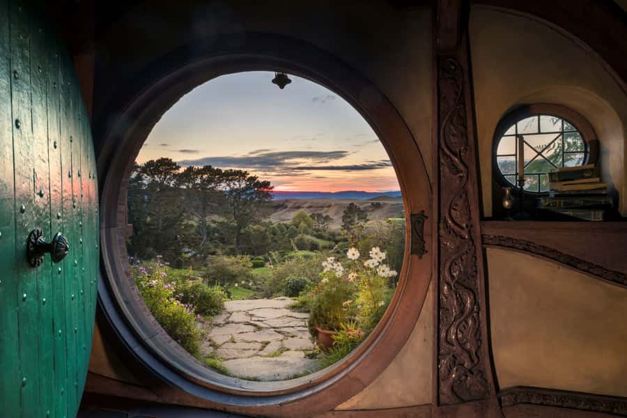 From Rotorua: Hobbiton Movie Set Tour with Festive Lunch - Is $182 good value?