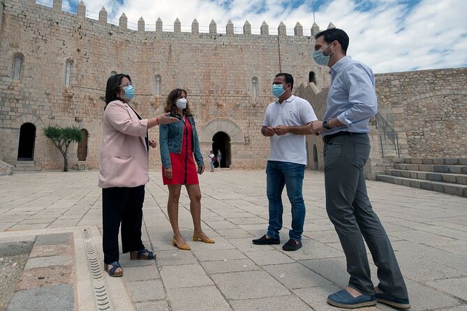 From Valencia: Day Tour in Peniscola, Game of Thrones - Free time for the beach, shops, and photos