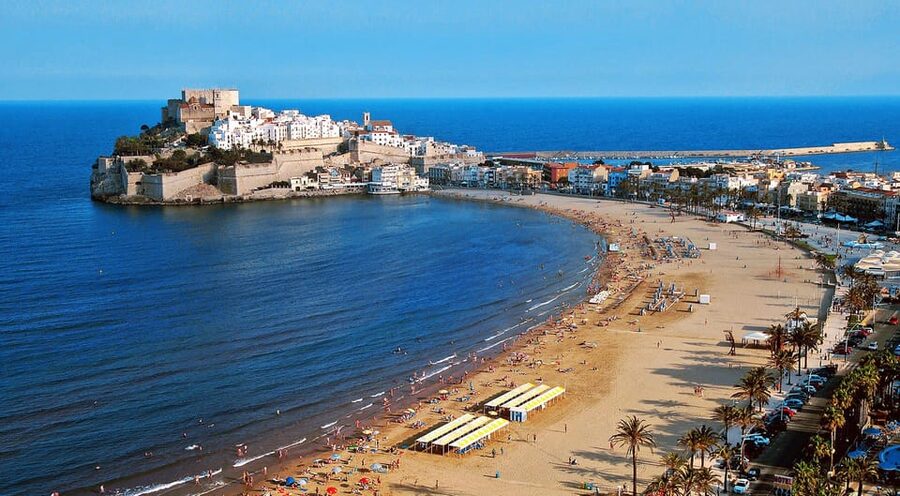 From Valencia: Peniscola Day tour, Game of Thrones - What the $105 price really covers