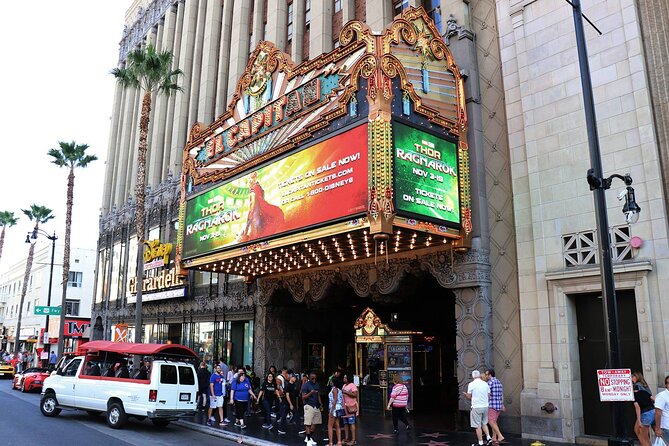 Full-Day LA Tour: Santa Monica, Hollywood and Beverly Hills - Beverly Hills and the Rodeo Drive question