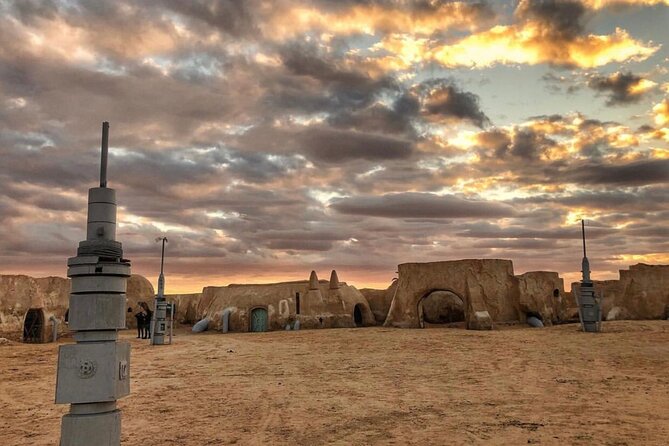 Full day Star Wars Tour - A driver, a guide, and the Hamuda factor