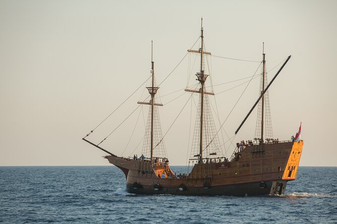 Game of Thrones Cruise And Walking Tour Karaka Dubrovnik - Setting out from Gruž port