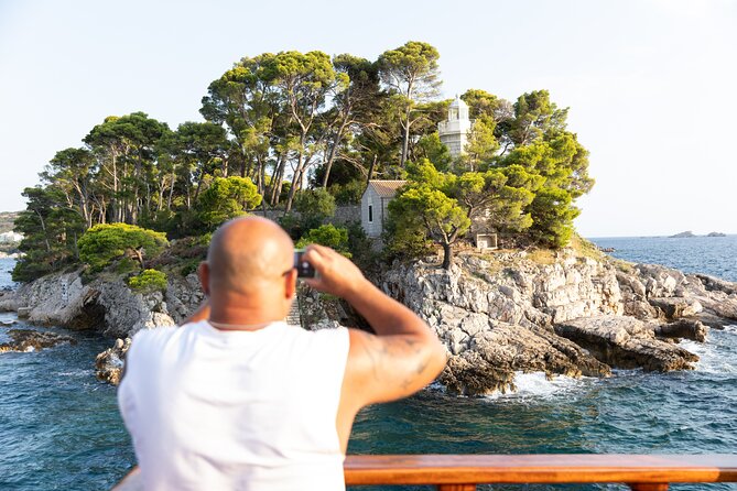 Game of Thrones Cruise And Walking Tour Karaka Dubrovnik - The Iron Throne and the commercial side