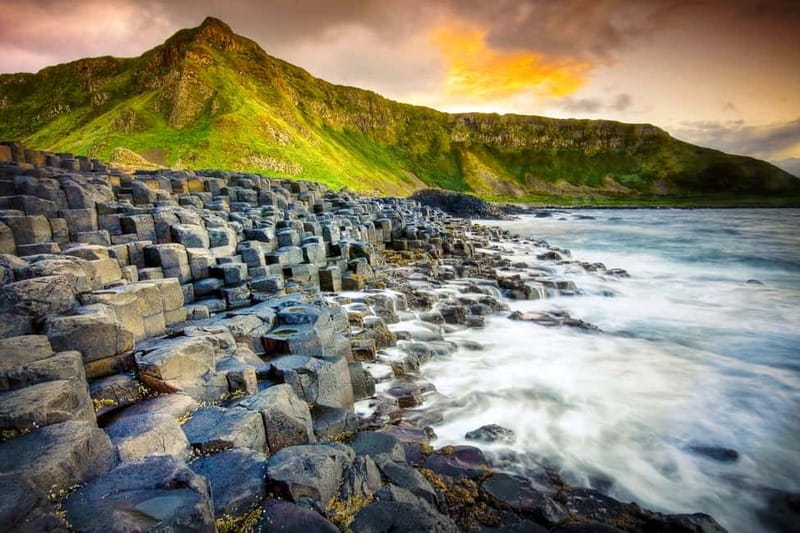 Game of Thrones & Giant's Causeway: Guided Tour from Belfast - Key points at a glance