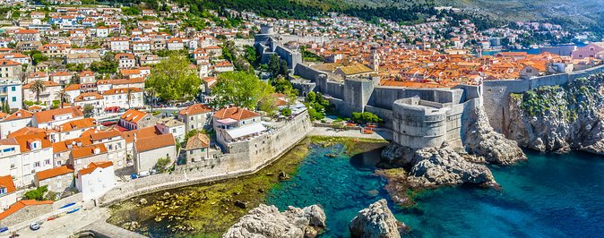 Game of Thrones Kings Landing filming locations with Lokrum Island visit - Finishing near Orlando’s Column in Luza Square
