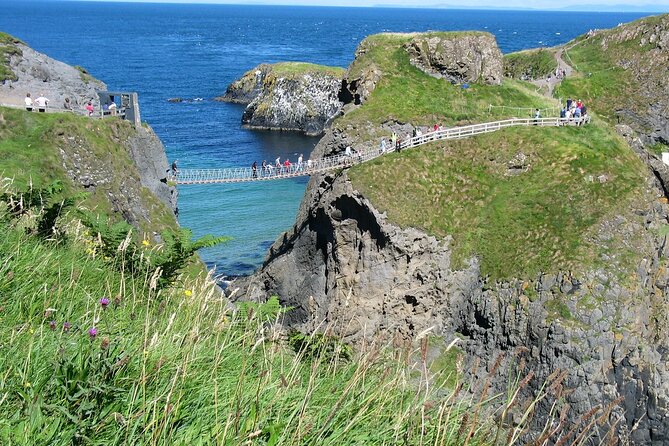 Giant's Causeway and Belfast City Murals Tour inc Game of Thrones Dark Hedges - How the timing affects the whole day
