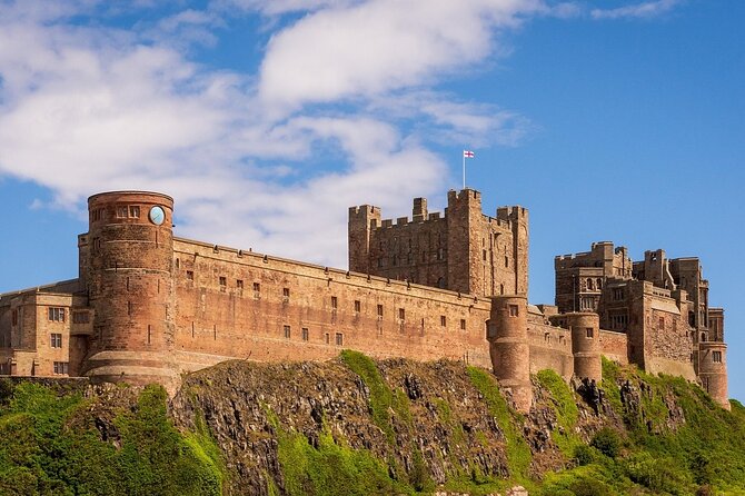 Harry Potter, Alnwick Castle, Bamburgh Castle, Seals Tour - Eyemouth and the harbour seals