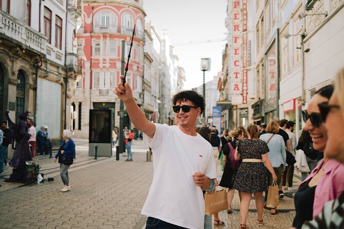 Harry Potter and the City of Porto Guided Tour - Avenida dos Aliados brings in city hall and the dragon