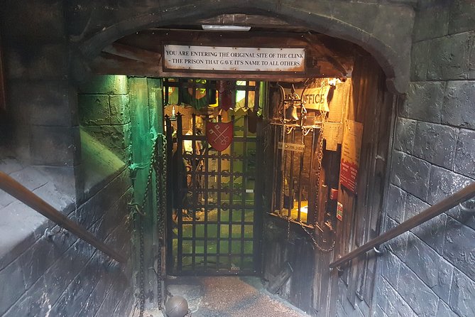 Harry Potter Azkaban Tour (Film Locations & Prison) - Borough Market and London Bridge film locations