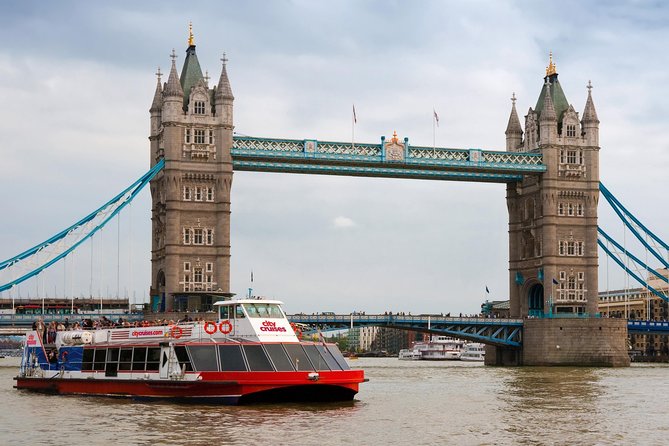Harry Potter Film Location Walking Tour & Thames River Cruise - Cecil Court and Goodwin’s Court