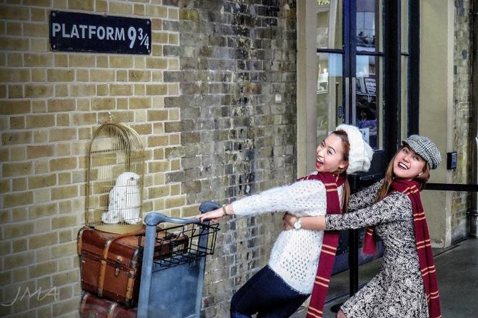 Harry Potter London Sights and Film Locations - Private Tour - The Palace Theatre and Harry Potter on stage