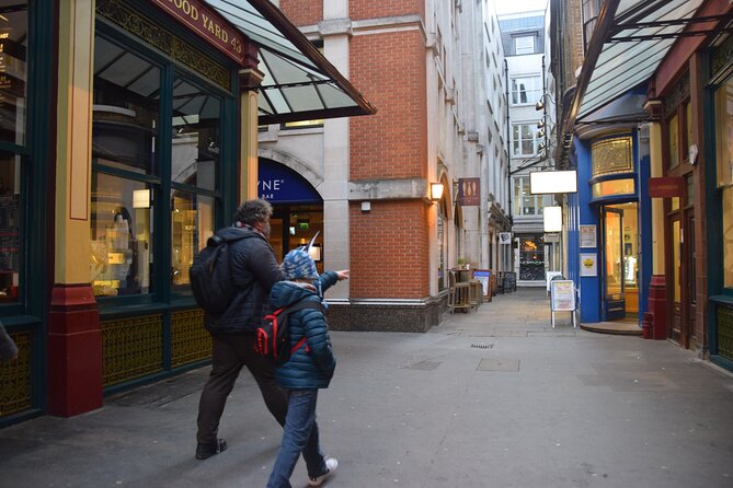 Harry Potter London Small Group Walking Tour - Leadenhall Market and the first Leaky Cauldron