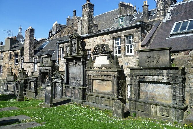 Harry Potter’s Edinburgh: A Self-Guided Audio Tour - Browse Victoria Street at your own speed