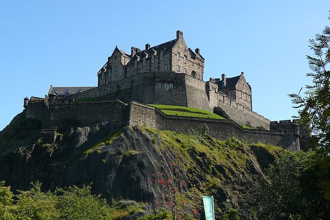 Harry Potter’s Edinburgh: A Self-Guided Audio Tour - Finish at the Elephant House