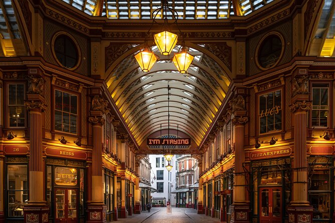 Harry Potter's most comprehensive and exclusive tour in London - Leadenhall Market and London’s wizarding architecture