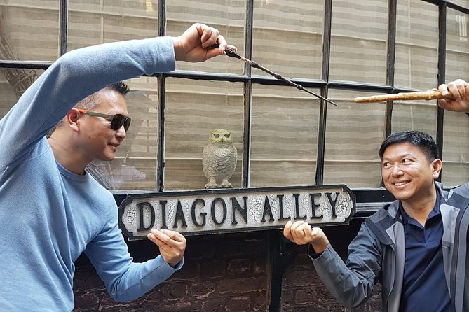 Harry Potter's Private London Taxi Tour - St. Paul’s Cathedral and the tour’s secret film locations
