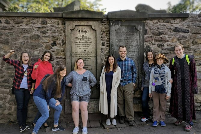 Harry Potter Tour & Edinburgh Castle Visit - Starting at the Royal Mile near Tron Kirk
