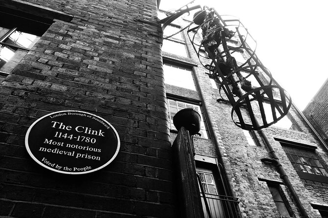 Harry Potter Tour & Magical Afternoon Tea - Wizarding shops and the HP394 discount