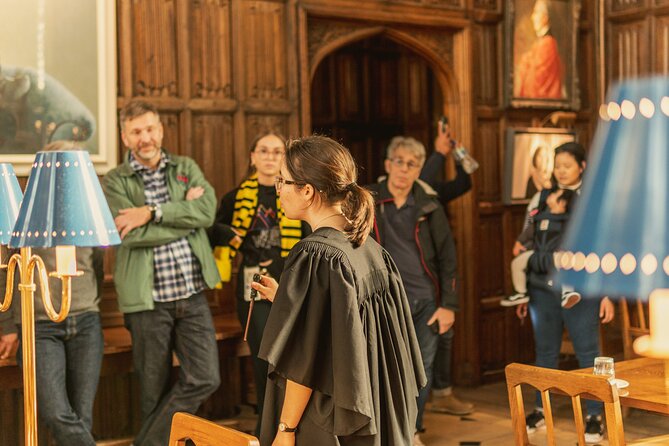 Harry Potter Walking Tour of Oxford Including New College - Radcliffe Camera and the rules of Oxford study