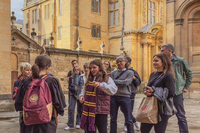 Harry Potter Walking Tour of Oxford Including New College - The guide makes or breaks the 90 minutes