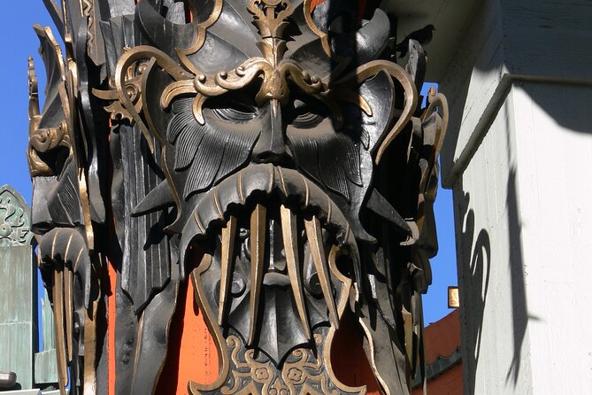 Historic Hollywood Boulevard and Movie Palaces Walking Tour - TCL Chinese Theatres and the handprint tradition