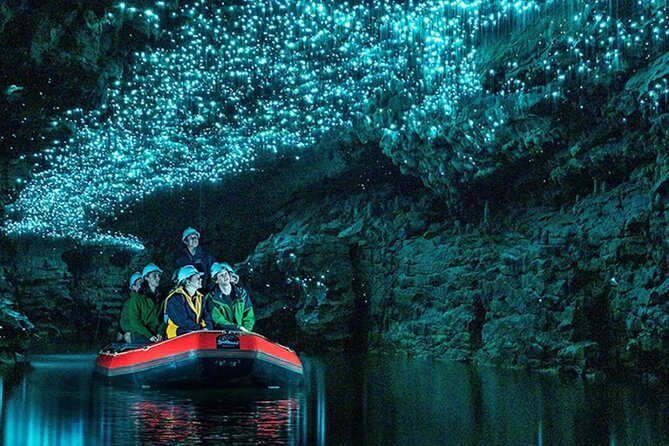 Hobbiton and Waitomo Caves Arrive in Comfort and Style - The real cost and value of the day