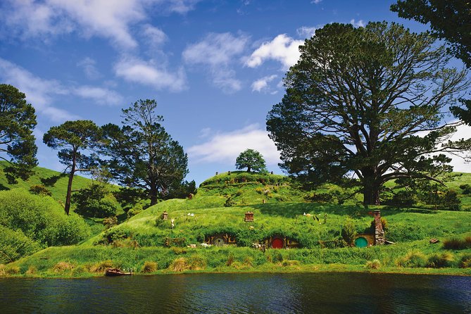 Hobbiton Movie Set day tour From Auckland - Is $204.79 fair value?