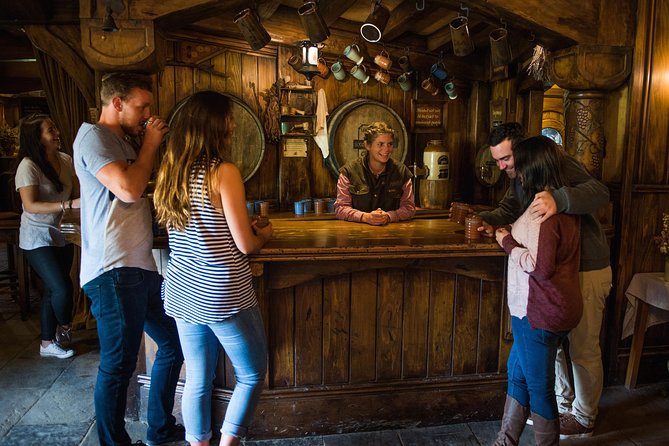 Hobbiton Movie Set Small Group Day Tour from Auckland - Who Will Enjoy This Day Most?