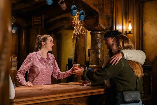 Hobbiton Movie Set & Waitomo Glow Worm Caves Private Tour - Timing, weather, and the long return to Auckland