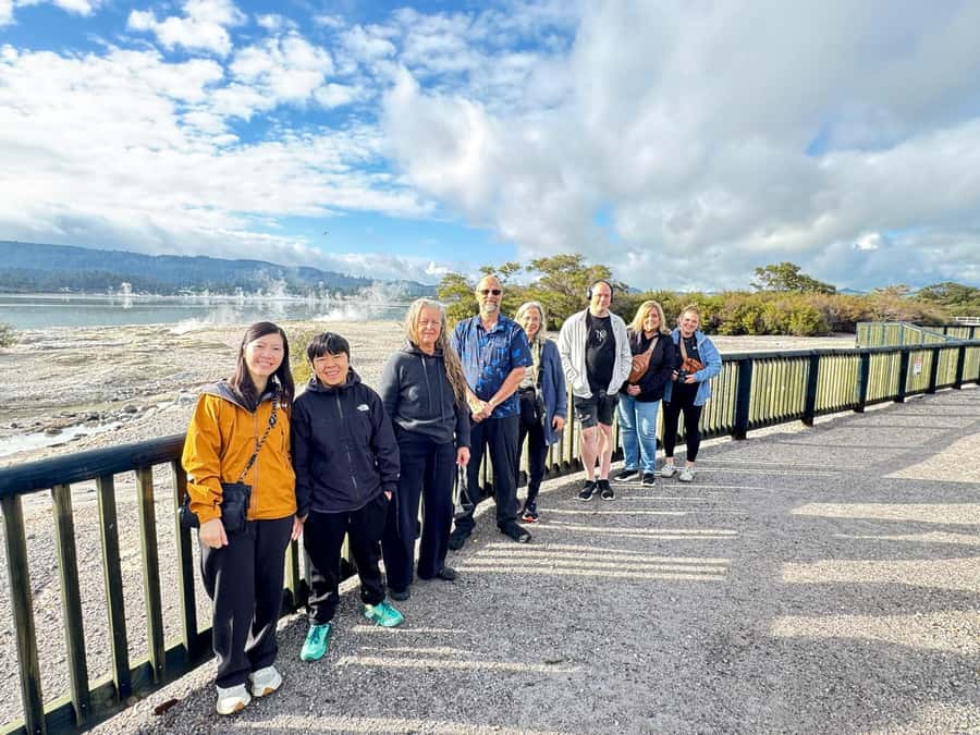 Hobbiton, Waitomo, Rotorua & Taupo 2-Day Tour from Auckland - Hamilton Gardens on the way back