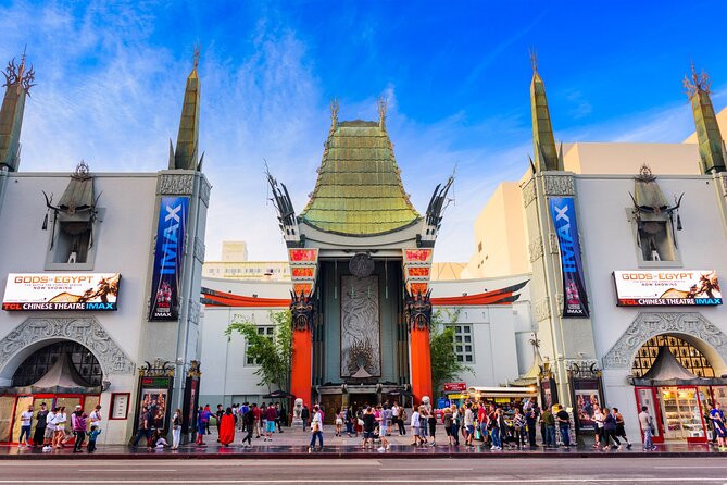Hollywood and Celebrity Homes Bus Tour - Your guide can make or break the two hours