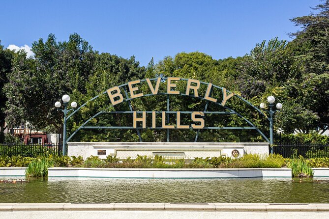 Hollywood, Beverly Hills & Celebrity Homes by Open Air Bus - The Hollywood Hills deliver the best broad views