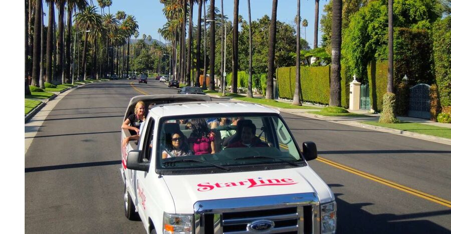 Hollywood & Beverly Hills: Celebrity Homes & Lifestyle Tour - Hollywood Walk of Fame to the Dolby Theatre