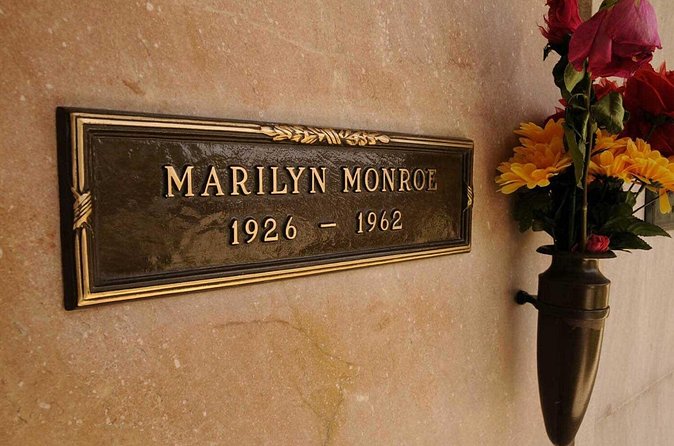 Hollywood Chills 3-Hour Tour: Celebrity Scandals and Cemeteries - Horror film locations near Sunset Boulevard