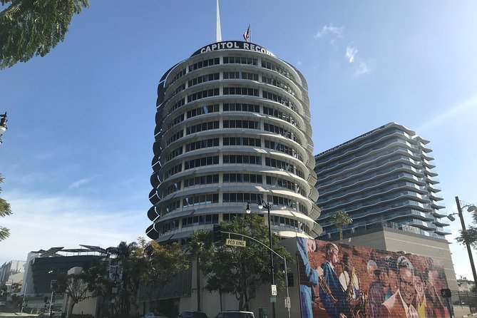 Hollywood History Tour - Hollywood’s oldest restaurant and the singing waiters