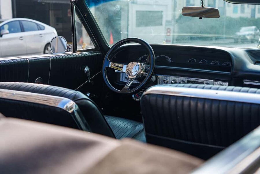 Hollywood: Oscars Tour in a 1964 Impala Lowrider - Why the Impala makes this Hollywood tour different