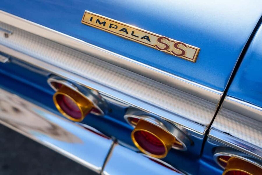 Hollywood: Oscars Tour in a 1964 Impala Lowrider - The value of $100 per person