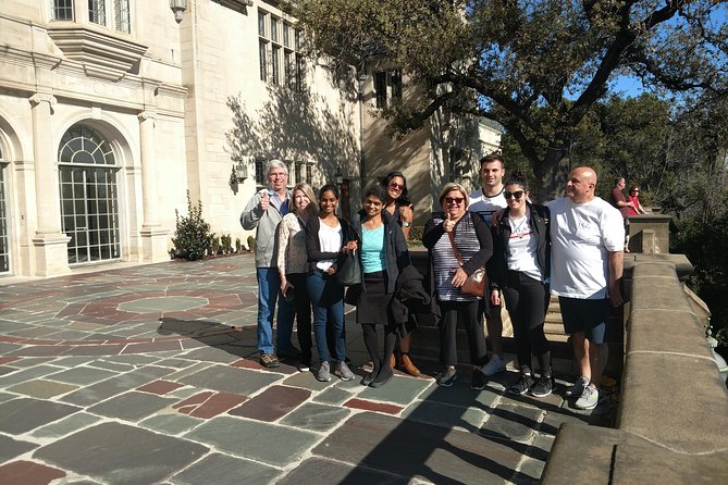 Hollywood to Beverly Hills Sightseeing Tour from Orange County - The guide makes the difference