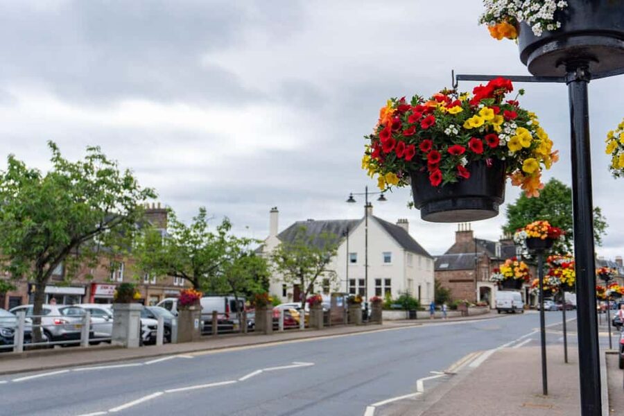 Inverness: Loch Ness, Outlander & Whisky Distillery - Clava Cairns and the Outlander connection