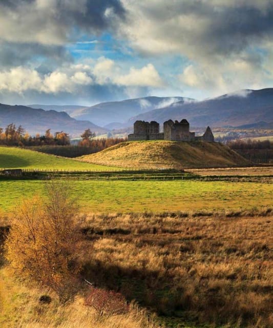 Inverness: Outlander Tour with Whisky Tasting - Starting at Culloden Clootie Well