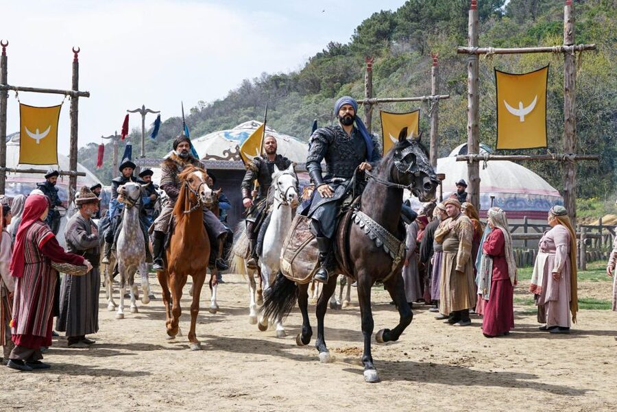 Istanbul: Ertugrul and Osman Ghazi Movie Set Tour with Lunch - The final horse show earns its place