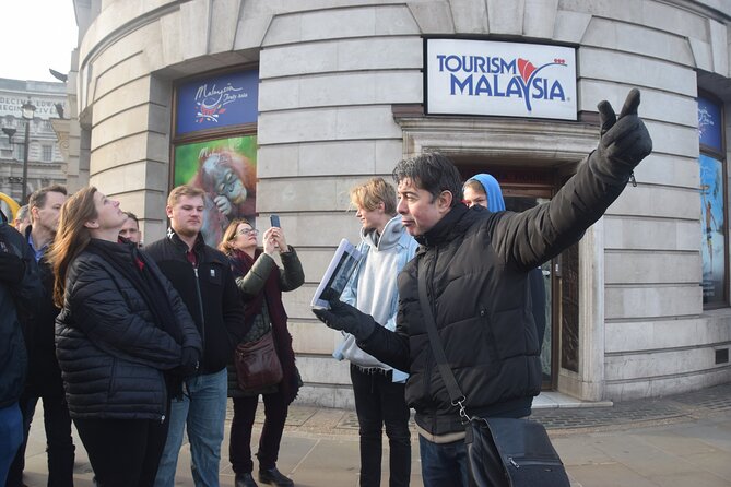 James Bond Film Location Walking Tour in London - The walking demands and the short bus ride