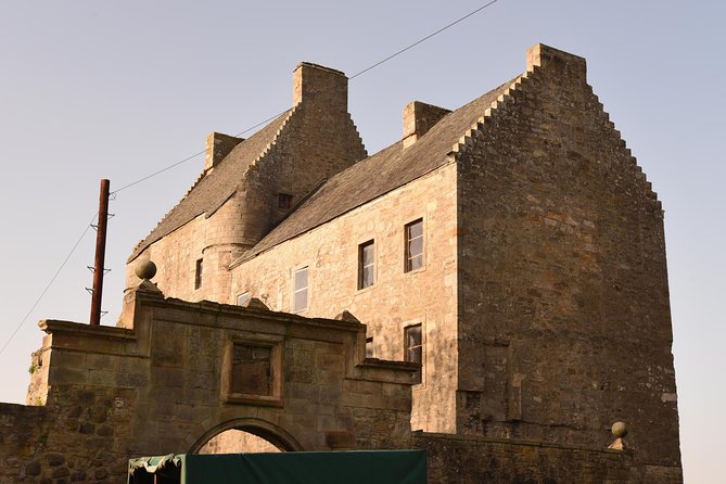 Jamie Fraser Outlander tour to Lallybroch tours Edinburgh - Booking, timing, and cancellation advice