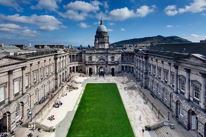 JK Rowling’s Edinburgh & the Writing of Harry Potter 4½hrs - McEwan Hall, Old College, and Edinburgh’s academic character