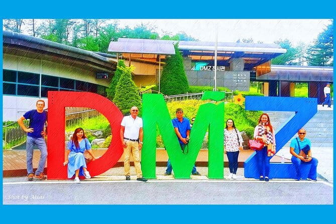K-pop boyband Film Location Private Day Trip - The guide can make or break the day
